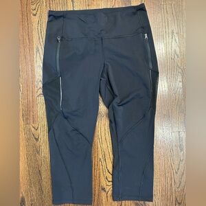 Lululemon Run with the Sun Crop Leggings SIZE 12